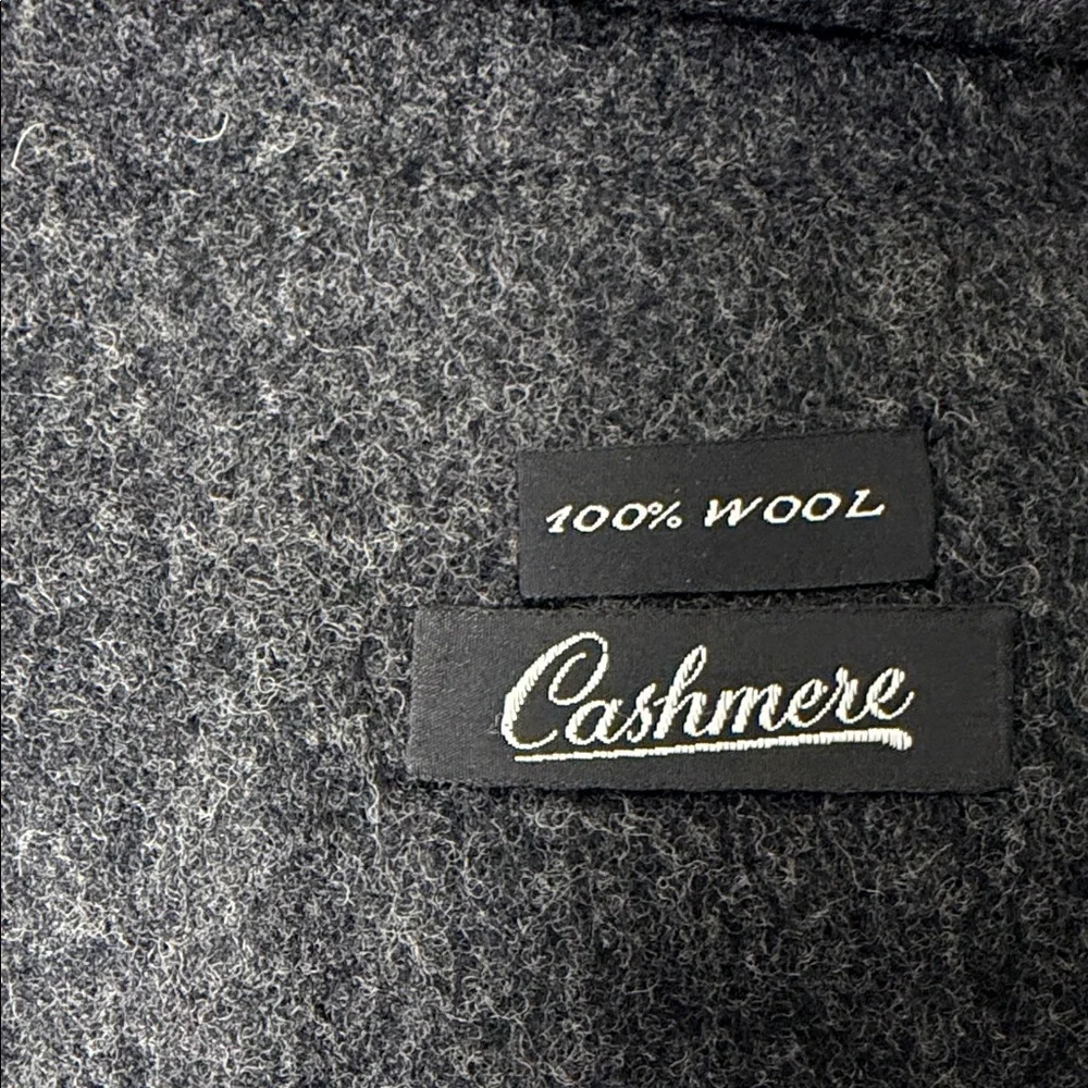 Cashmere Brand Gray 100% Wool Luxurious Cold Weather Scarf. Germany 1980’s
